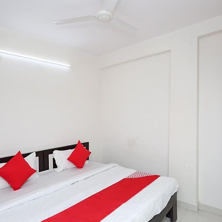 Hotel O 30359 Hotel The Vinayak Bhopal Buitenkant foto